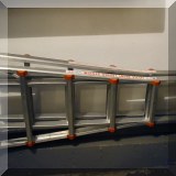T05. Little Giant aluminum ladder. 